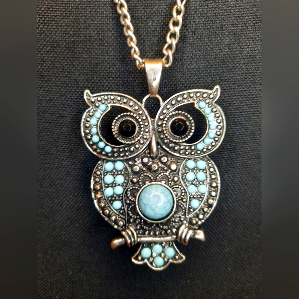 Silver and Blue Owl Pendant Necklace